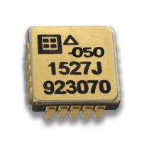 Tactical-grade surface mount MEMS accelerometer